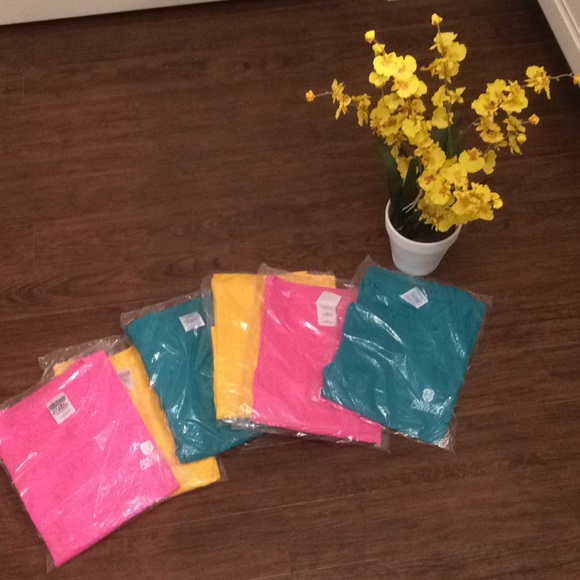 Gildan Tops - American Greetings TShirts